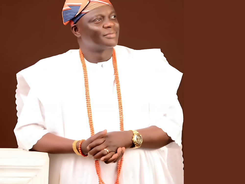 OTUNBA ODEYEYIWA KAZEEM OLAYEMI